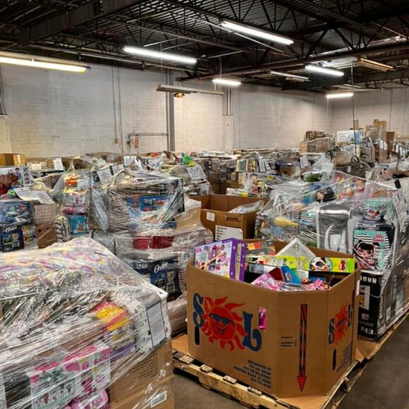 Amazon Overstock Mystery Children's Box 15 Items. Same Day Shipping. - Picture 2 of 15